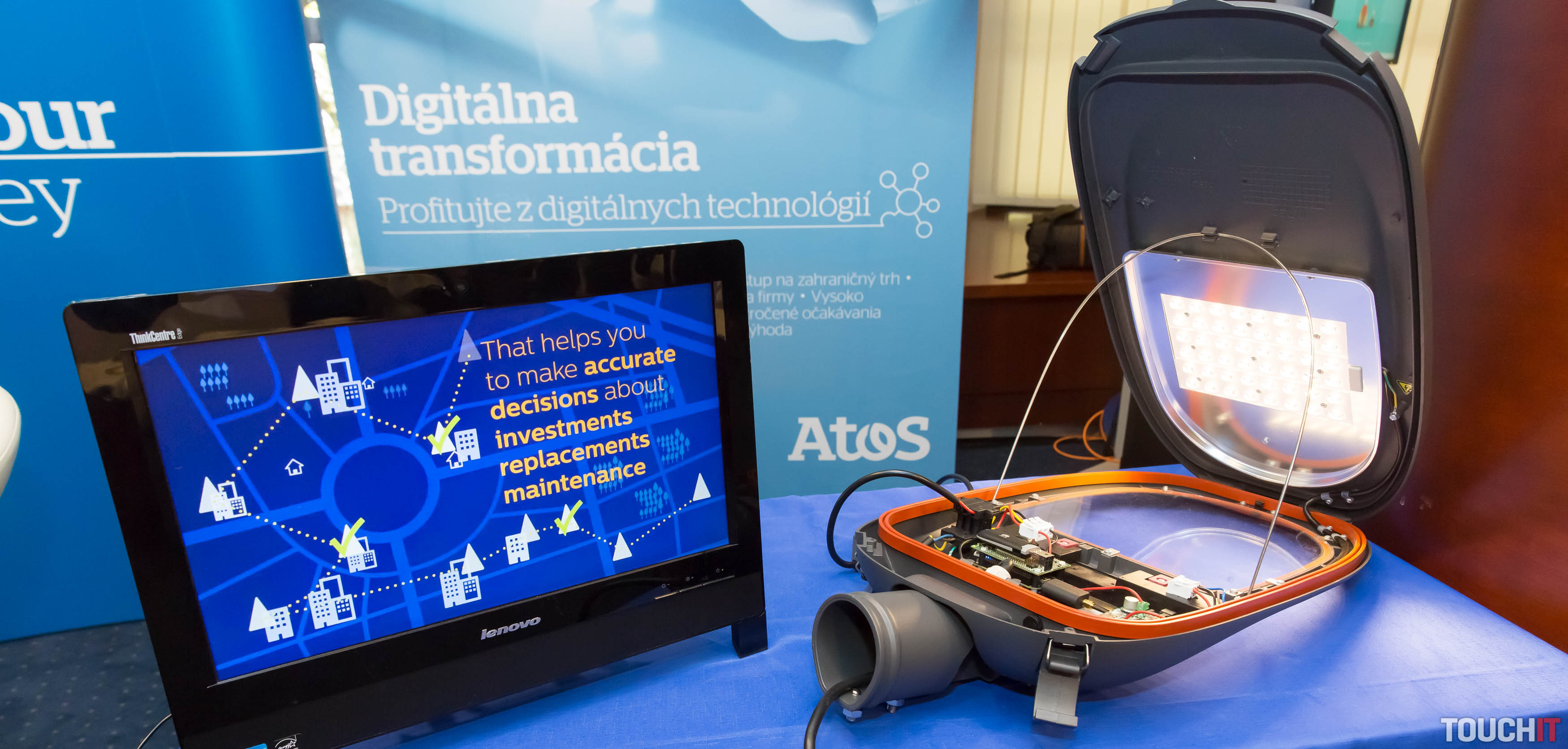 VIDEO TOUCHIT: Dávajte si pozor! Už aj pouličná lampa môže odhaliť zločin