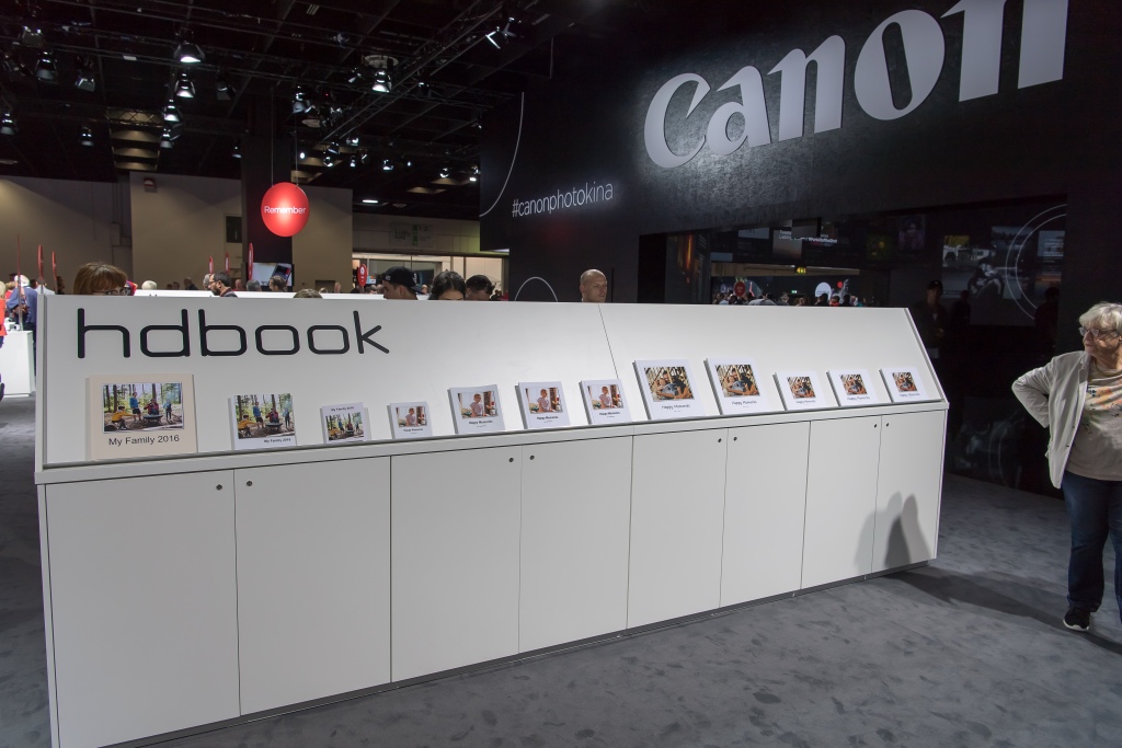Takto vyzerajú fotoknihy HDBooks v produkcii Canonu