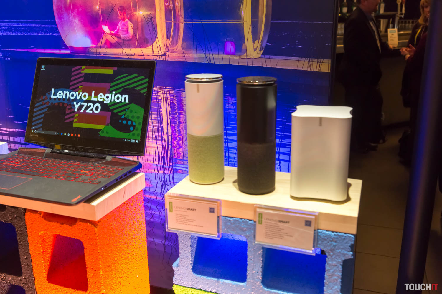 VIDEO TOUCHIT: Lenovo zariadenia pre inteligentnú domácnosť na CES 2017