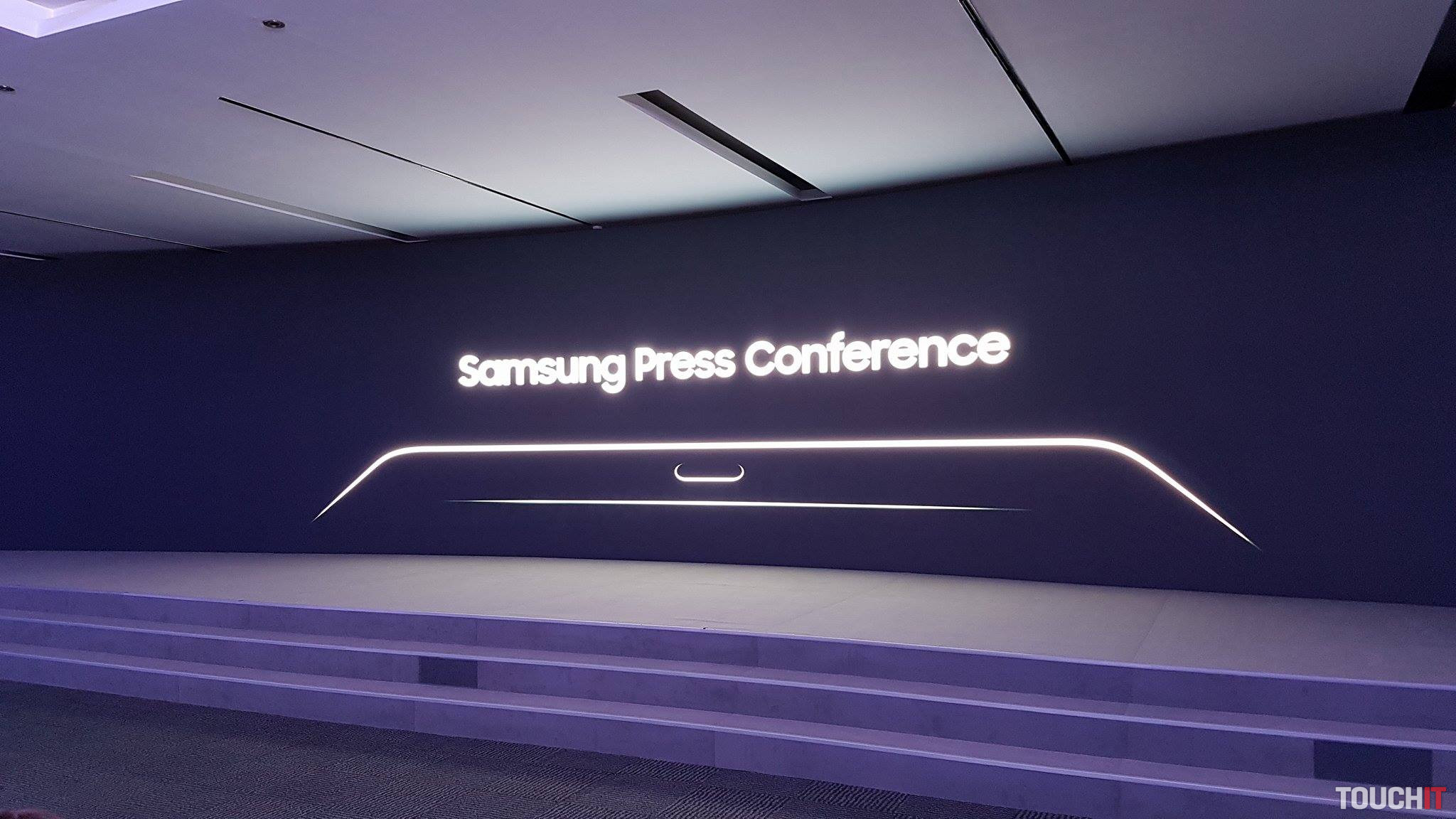 MWC: Samsung predstavuje novinky, vlajkovej lode sa však nedočkáme