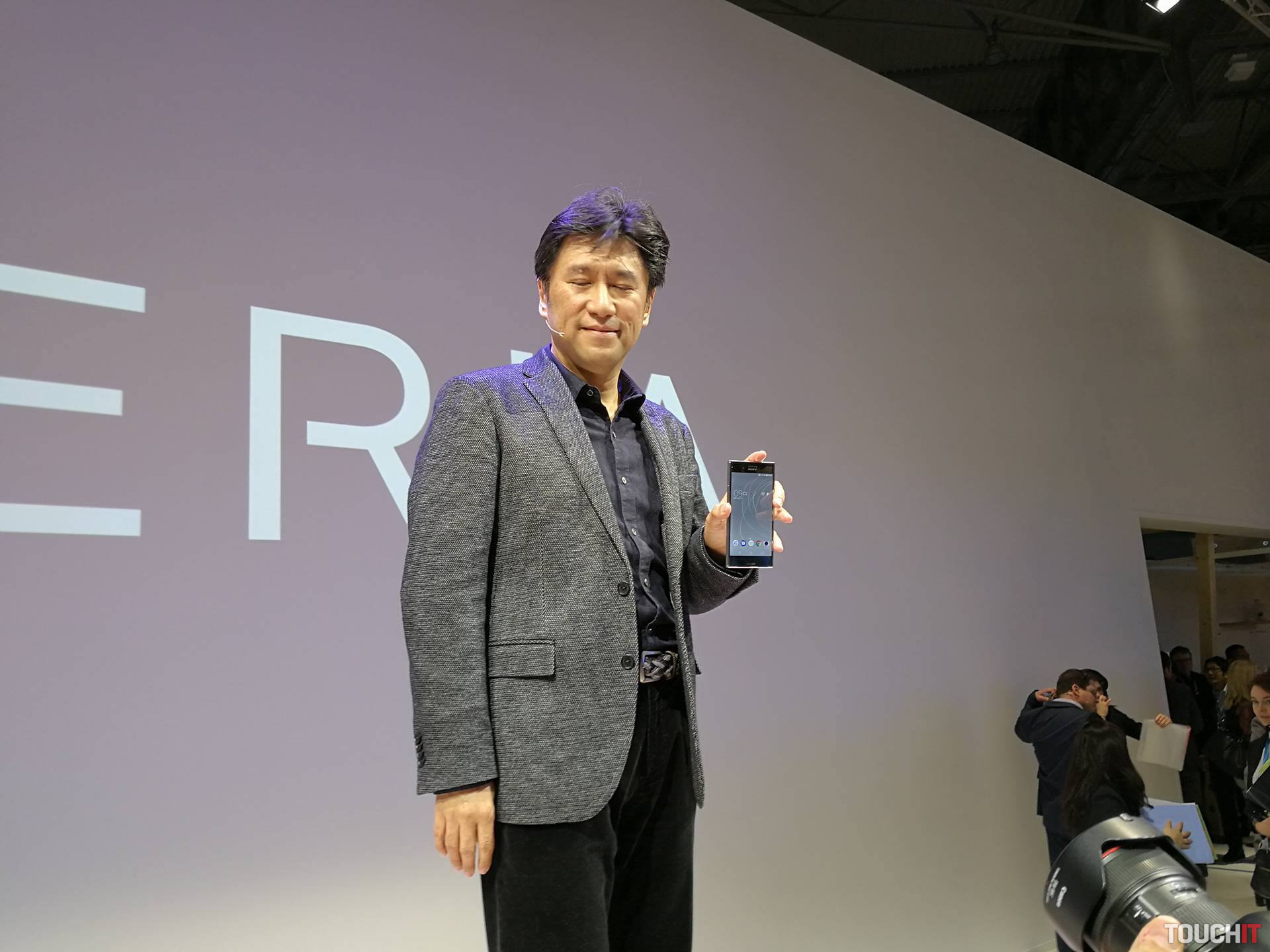 Minúta po minúte: Sony na MWC predstavilo smartfón Xperia XZ Premium