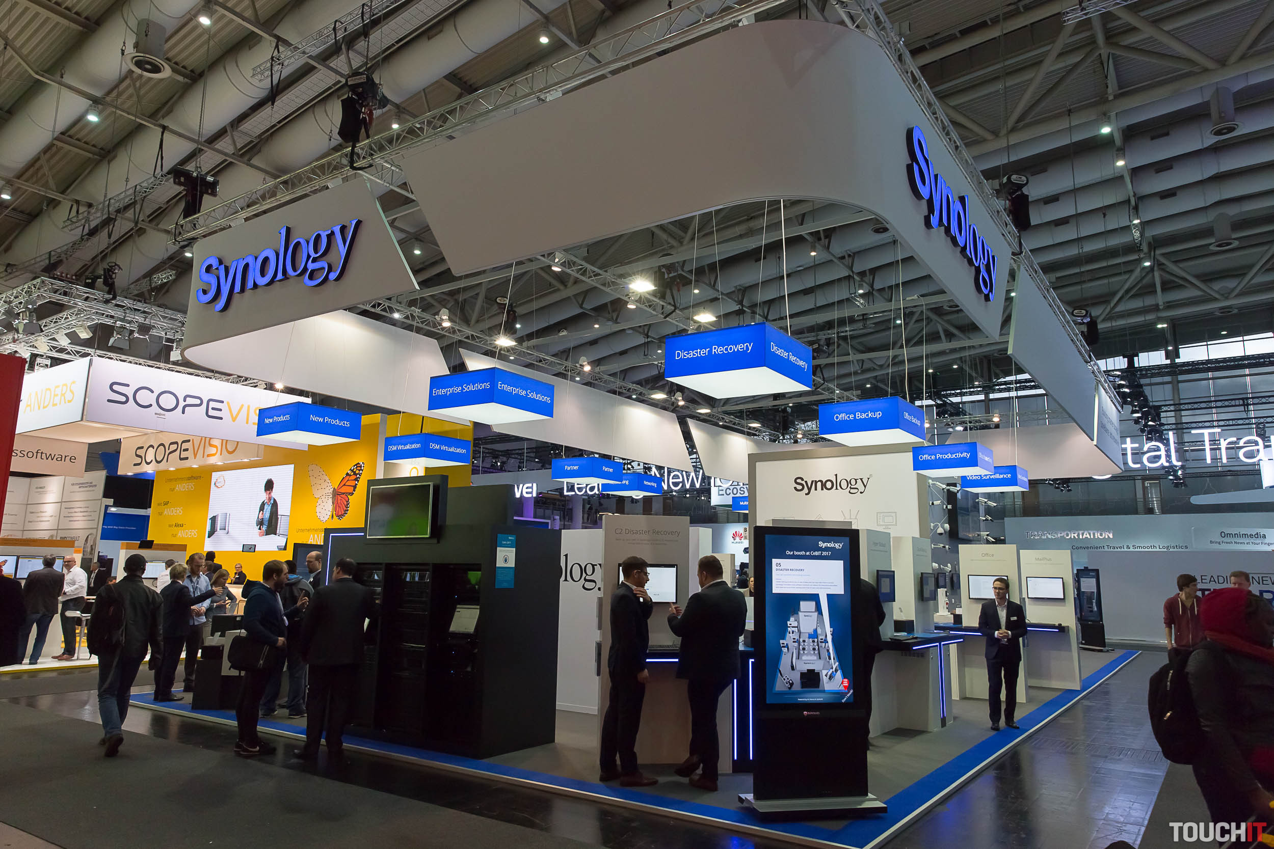 VIDEO TOUCHIT: Synology predstavuje dohľadovacie služby ako i zálohu a obnovu dát i služieb