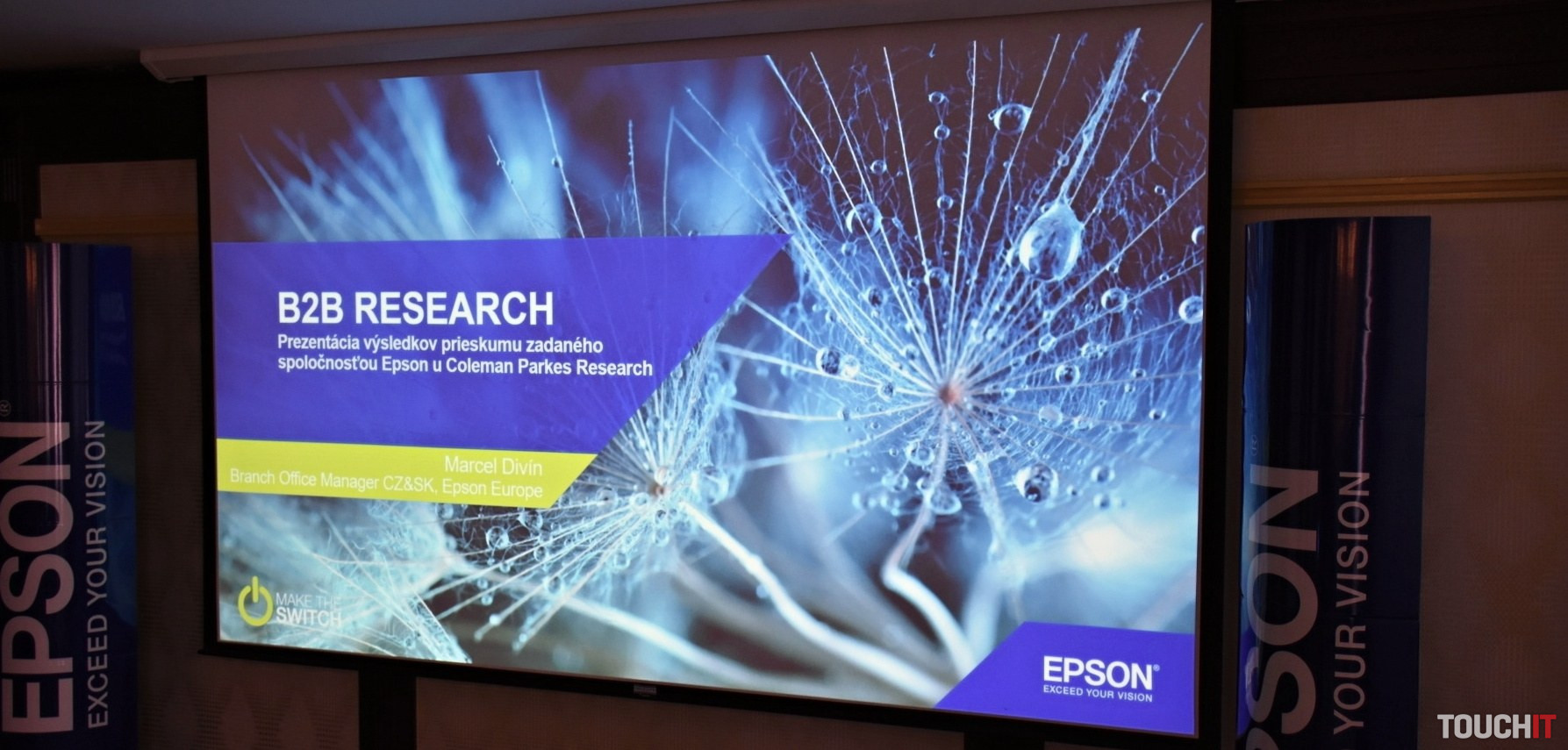 Podľa Epsonu tlačíme stále čoraz viac dokumentov. Úplne digitálna kancelária je zatiaľ fatamorgána