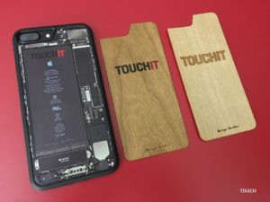 VIDEO TOUCHIT: Keď sa nápad stane skutočnosťou: Ochranné puzdra podľa predstáv od George Carbon Case (Doplnené o video)