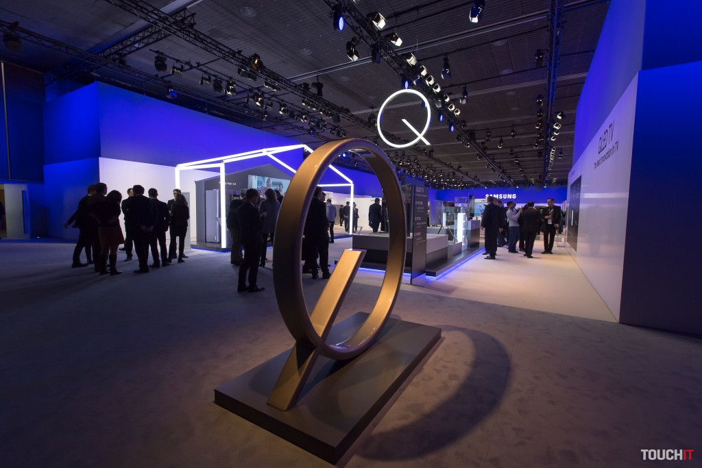 VIDEO TOUCHIT: Samsung ukazuje rodinné striebro