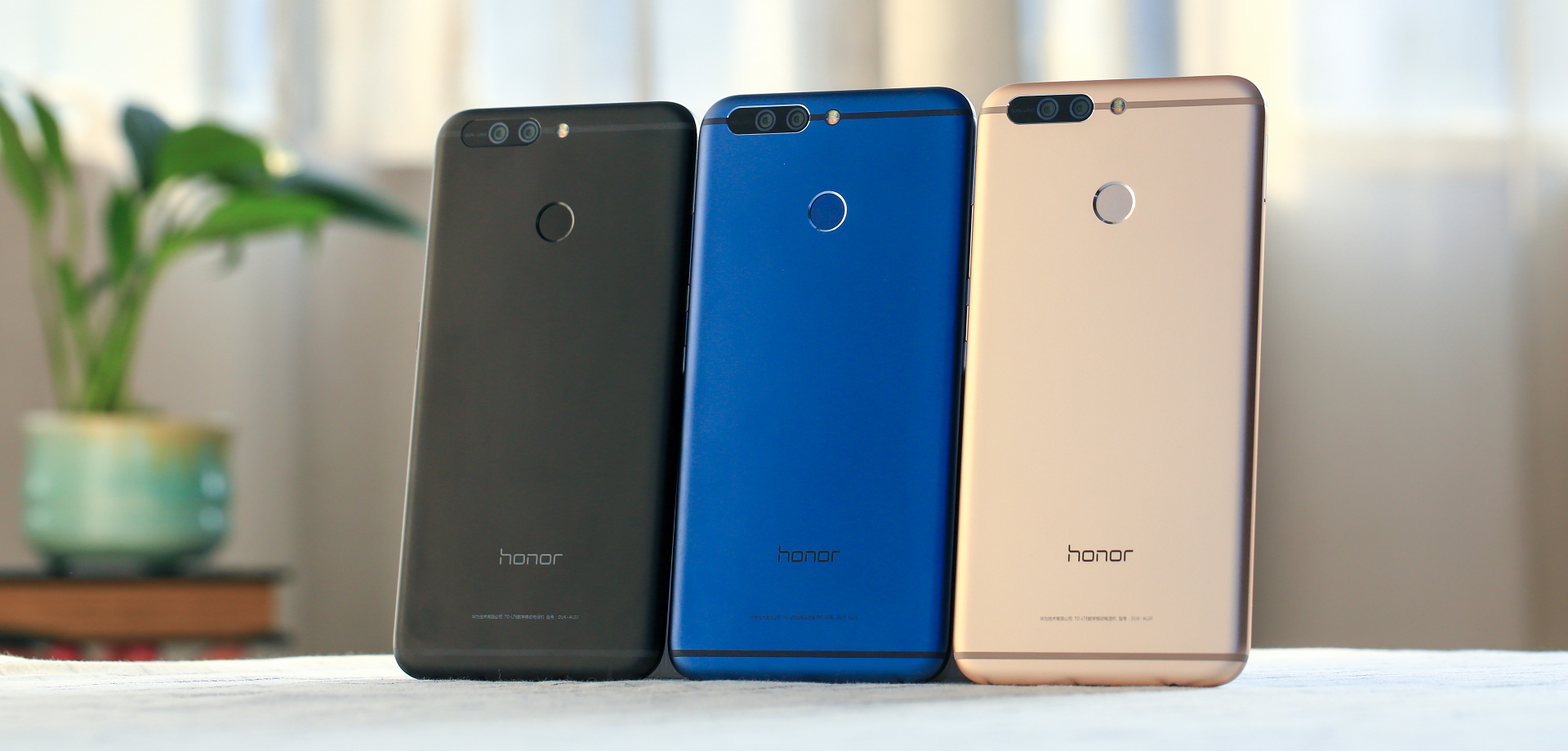 VIDEO TOUCHIT: Nevyhadzujete škatuľu z telefónu Honor 8 Pro. Dá sa totiž dobre využiť