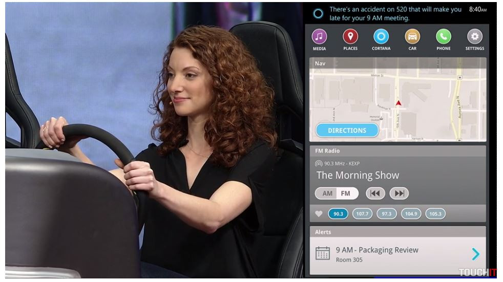 Microsoft ukázal, ako funguje Cortana v reproduktoroch aj v automobiloch. Upozorní na pripomienku alebo zhrnie dôležité informácie
