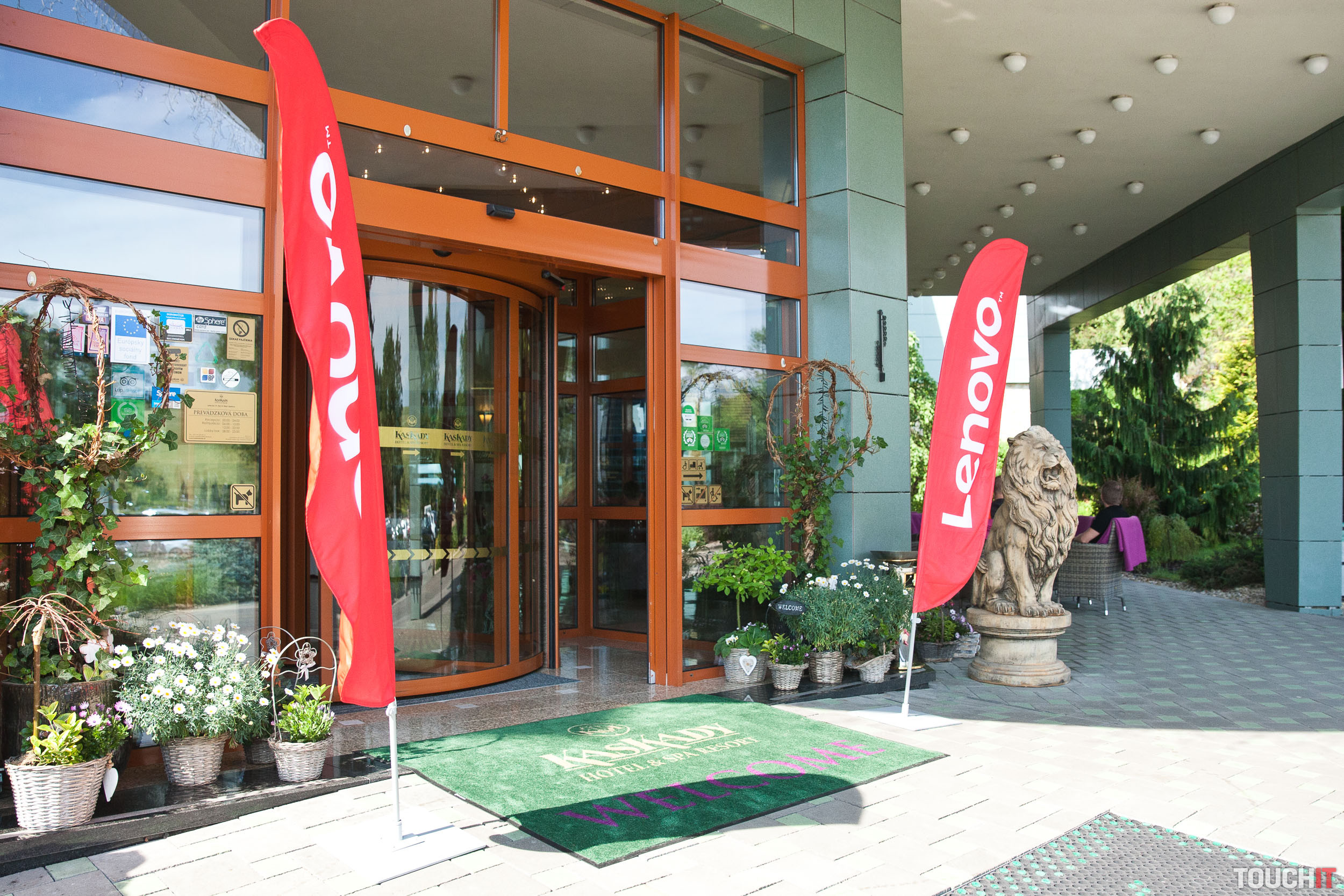 VIDEO TOUCHIT: Lenovo na výročnom stretnutí ukázalo najlepšie produkty