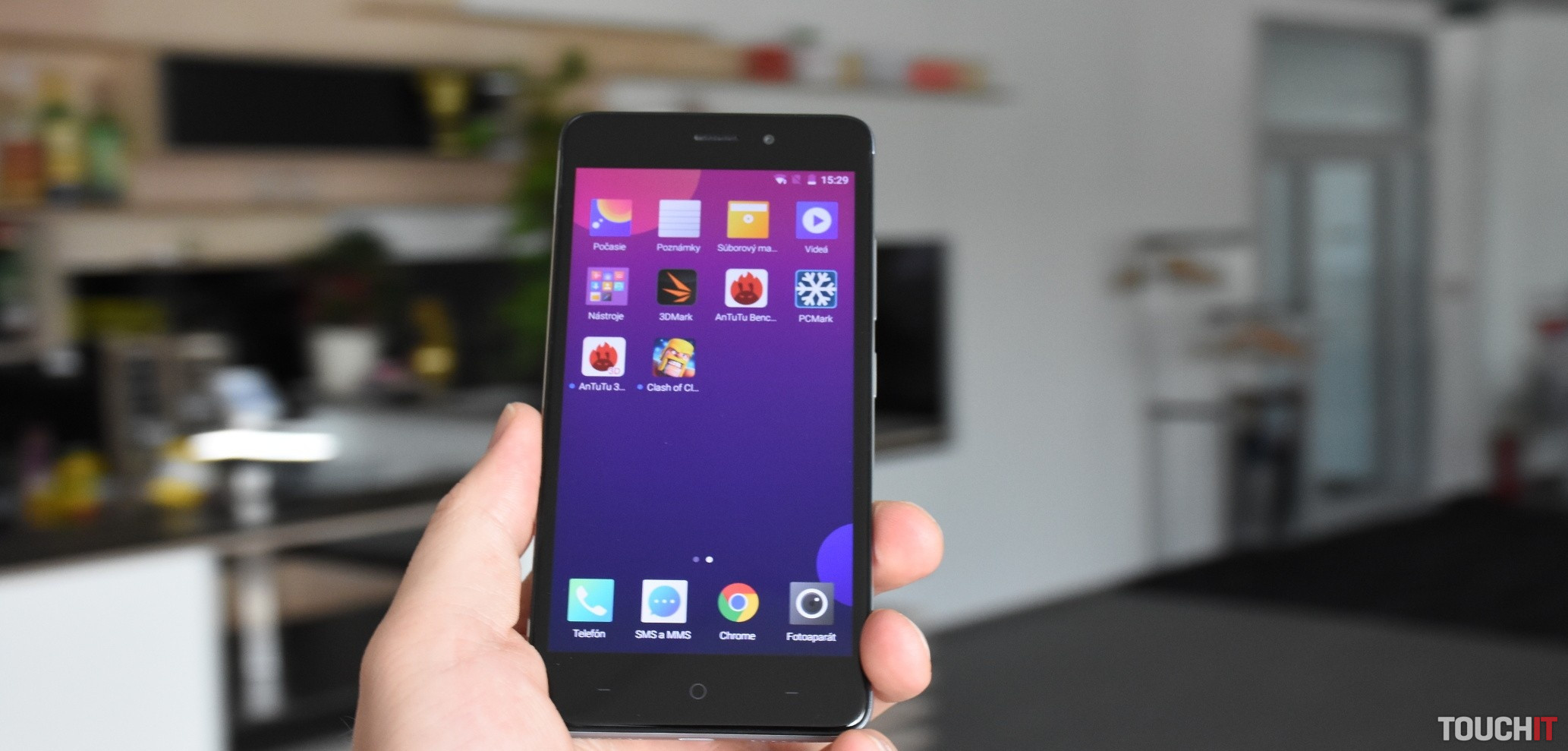 Recenzia: TP-Link Neffos X1 – smartfón za dobrú cenu a 100 GB dát od 4ky