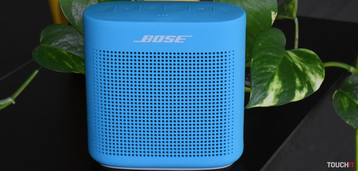 VIDEO TOUCHIT: Pokropili sme vodou reproduktor Bose SoundLink Color II