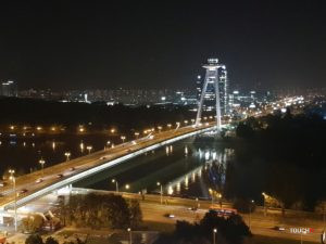 Fototest duálnych fotoaparátov: iPhone 8 Plus vs. Huawei Mate 10 Pro vs. Samsung Galaxy Note8 vo dne aj v noci