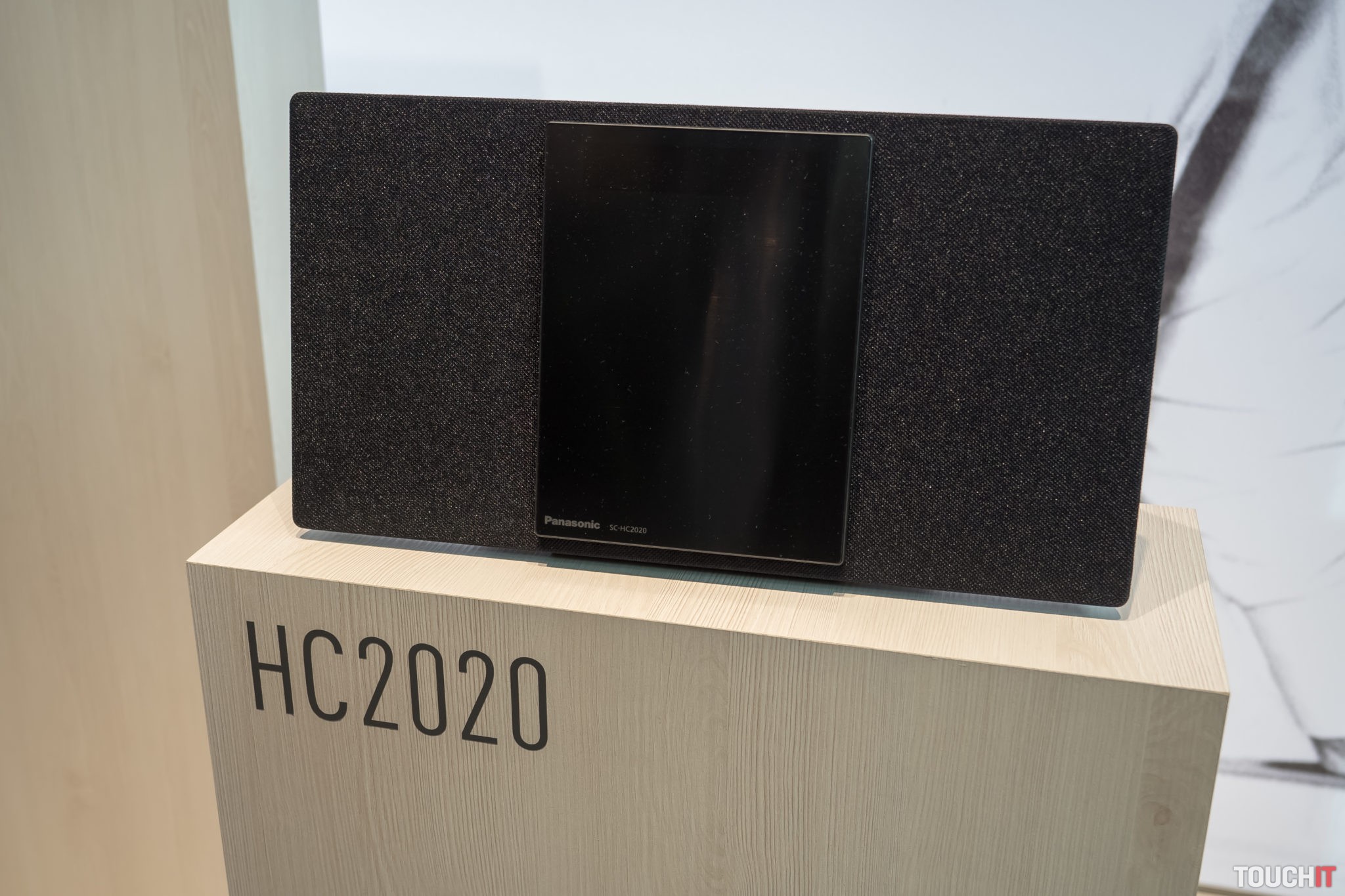 Nové prírastky do obľúbeného radu Hi-Fi mikrosystémov Panasonic HC sú na svete