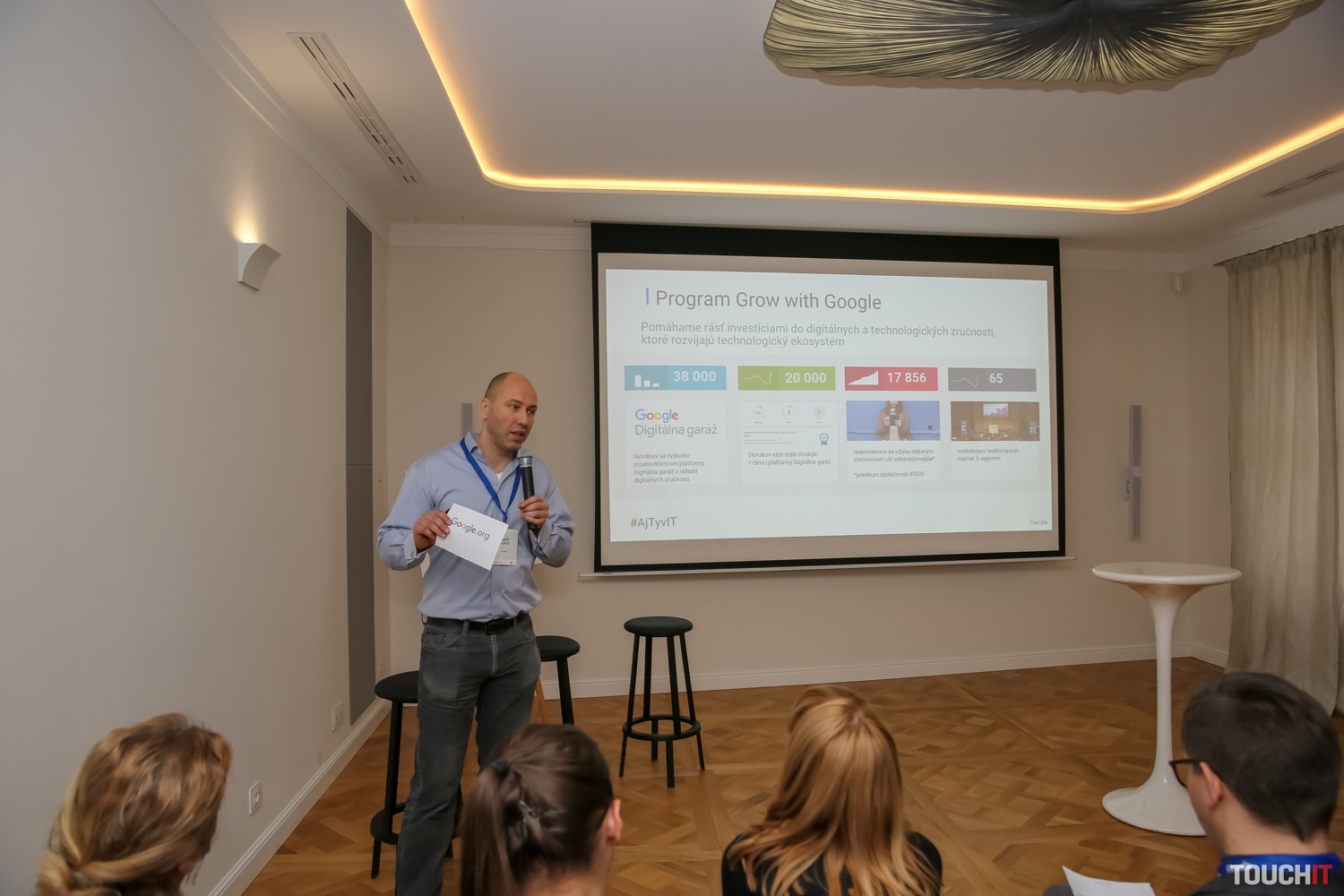 Google.org ocenil slovenský projekt Aj Ty v IT. Získajú podporu v sume 200 000 eur a dievčatá viac vstúpia do sveta IT