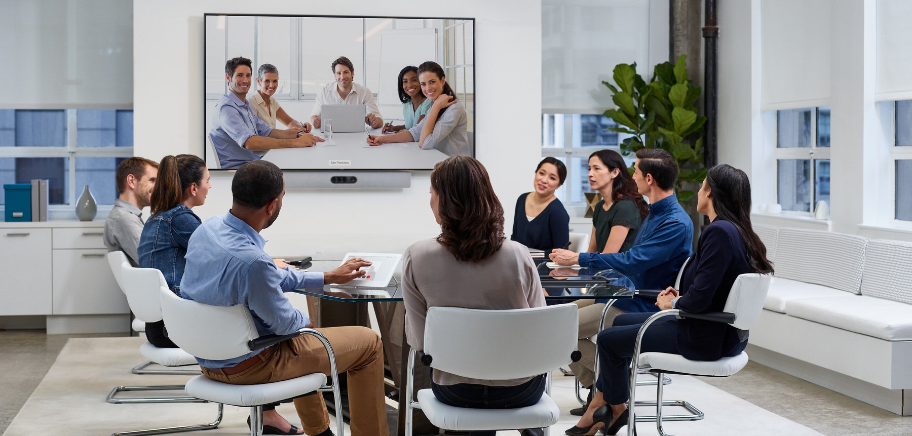 VIDEO TOUCHIT: Ako na modernú formu realizácie firemných mítingov?