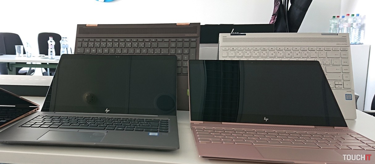 VIDEO TOUCHIT: Notebookové novinky od HP. Majú filter displeja aj čítačku občianskych preukazov