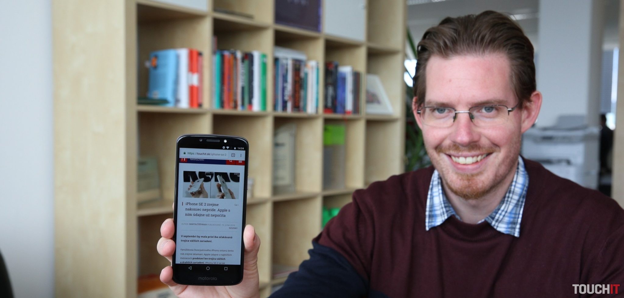 Recenzia Motorola moto e5: Lacný smartfón s dobrou výdržou