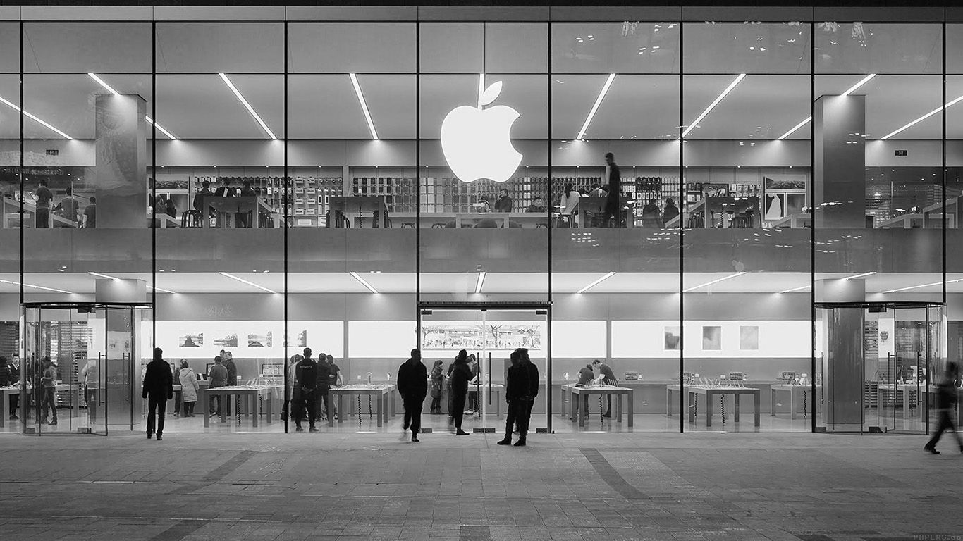 Huawei rozdával powerbanky fanúšikom Applu počas toho, ako čakali na nové iPhony