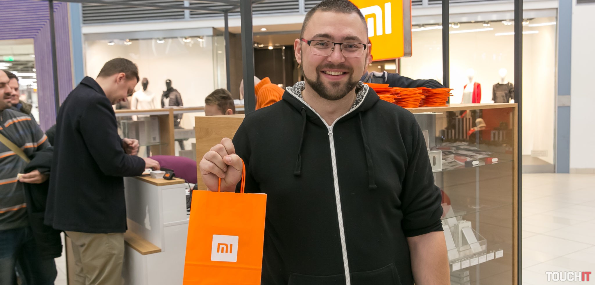 Xiaomi otvorilo svoje predajne v bratislavskom Avione a v žilinskom Auparku. Boli sme pritom