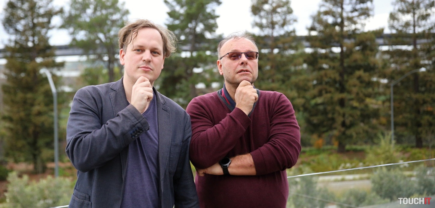 Ako sme navštívili centrálu Apple, Google a Facebook a vzbudili pozornosť ochranky (VIDEO)