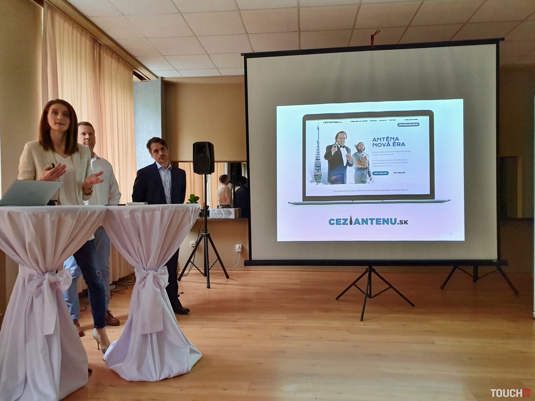 Ak sledujete televíziu cez anténu, budete čoskoro prelaďovať. Ale nebude treba nič kupovať (VIDEO TOUCHIT)