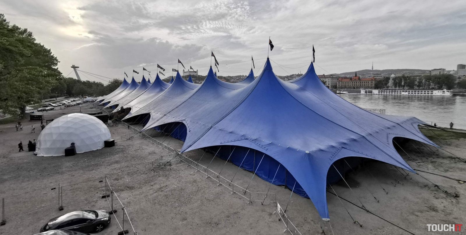 Ako vyzeral prvý deň na festivale IXPO a oplatí sa ho navštíviť?