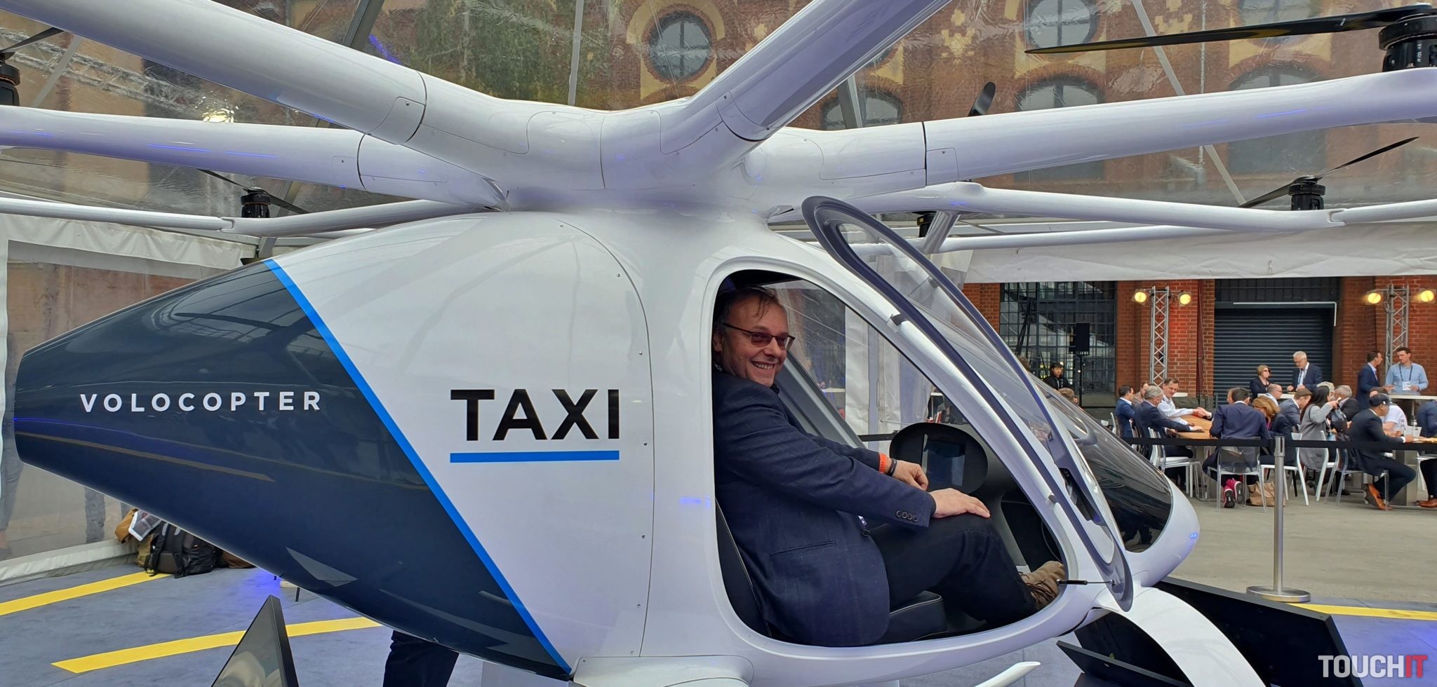 Ako Bosch prepojuje automobily, kuchyne a továrne do jedného celku