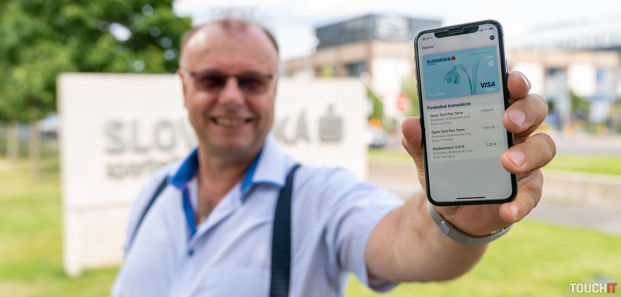 Platíme s kartou od Slovenskej sporiteľne cez Apple Pay. Vyskúšať si to môžete aj vy a to celkom zadarmo. Vieme ako (VIDEO TOUCHIT)