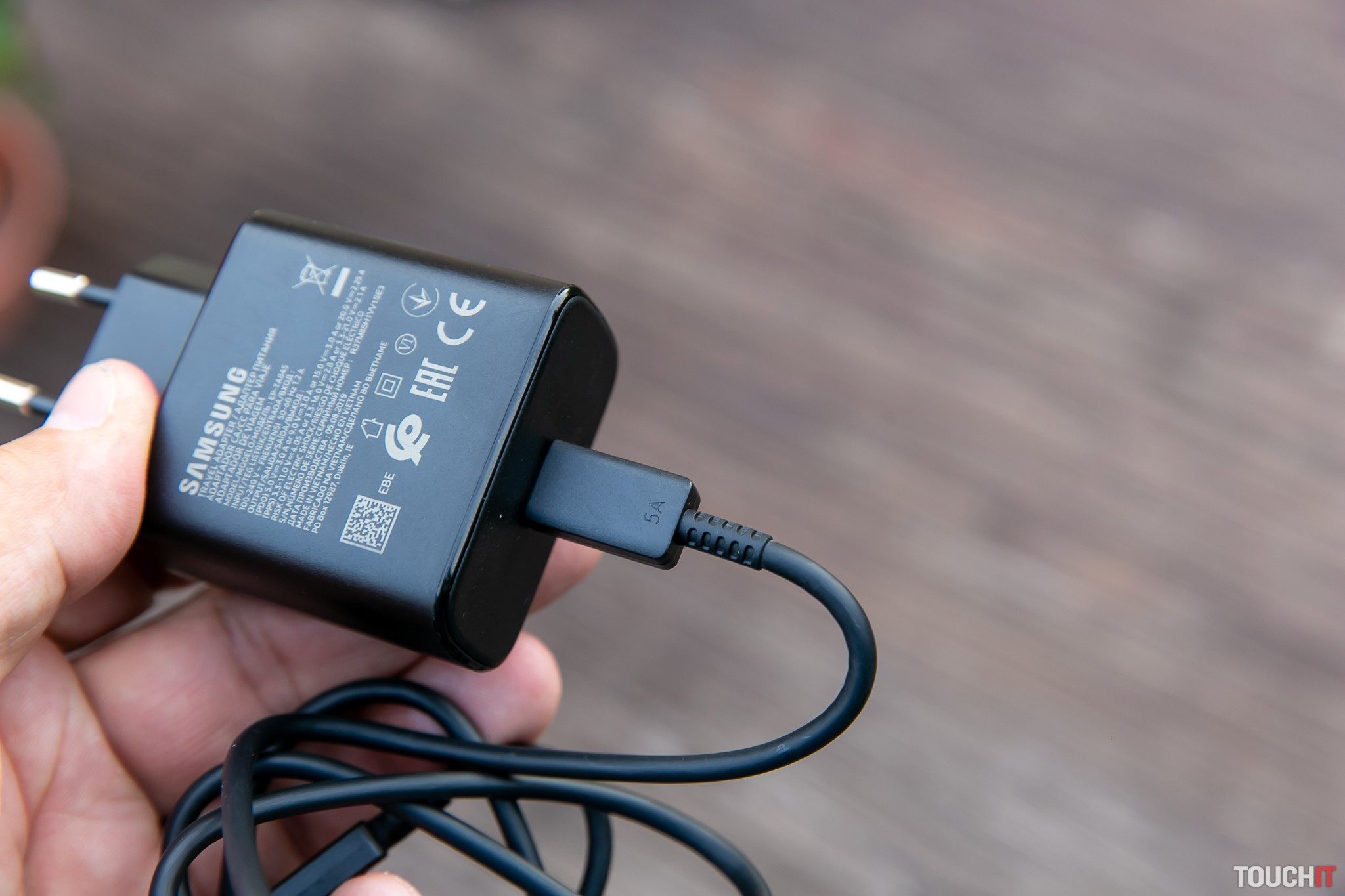 Dočkáme sa jednotných nabíjačiek pre smartfóny? EÚ prichádza s návrhom