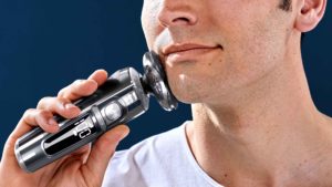 Dokonalé oholenie s maximálnym komfortom pri holení až 7-dňovej brady a fúzov