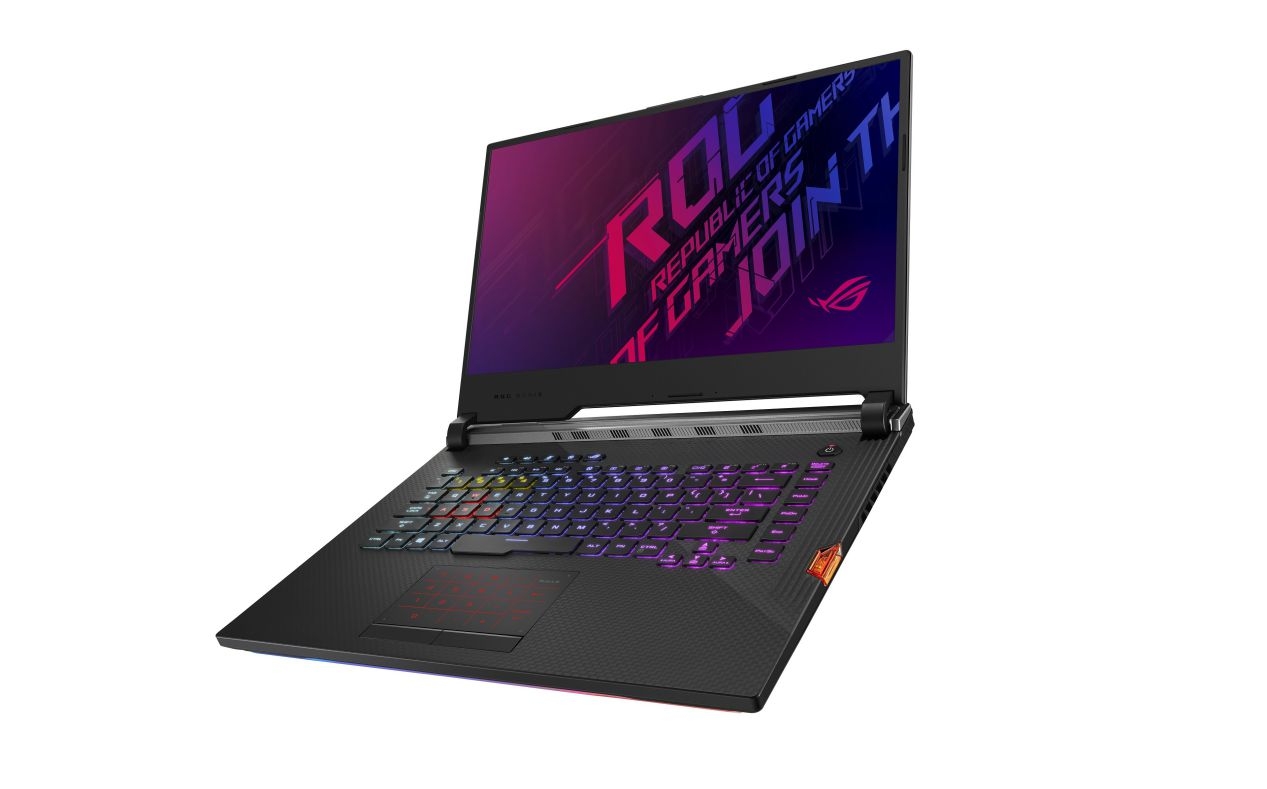 Recenzia ASUS ROG Strix SCAR III: Ponúka v 15-palcovej verzii 240 Hz displej
