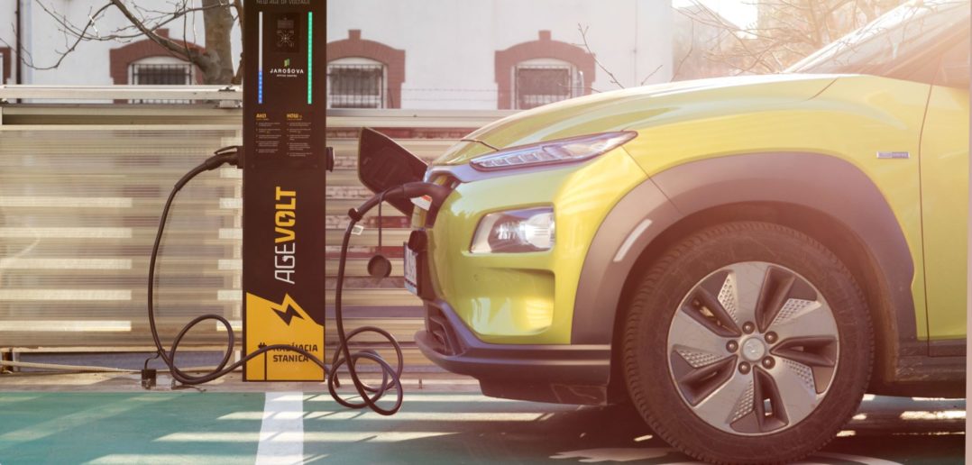 AgeVolt ponúka AC nabíjanie elektromobilov s automatickým riadením výkonu
