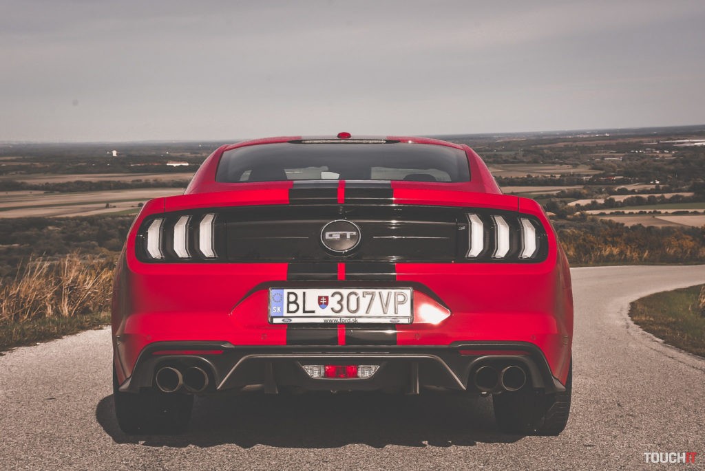 Ford Mustang GT 5.0 V8