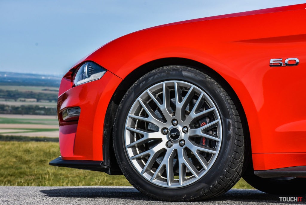 Ford Mustang GT 5.0 V8