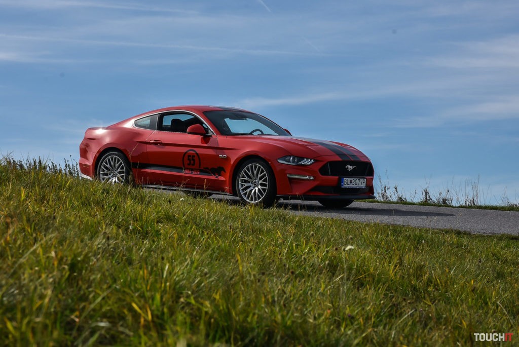 Ford Mustang GT 5.0 V8