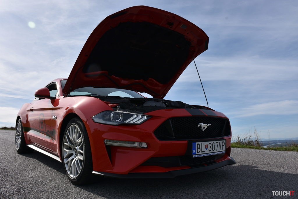 Ford Mustang GT 5.0 V8