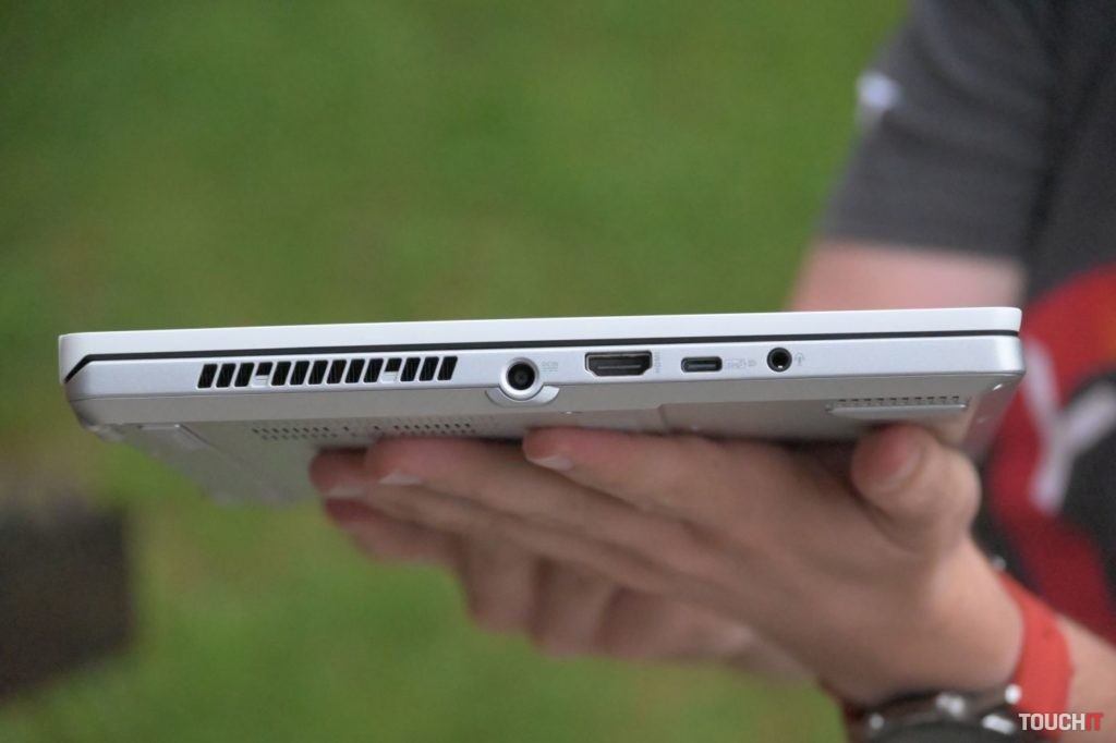 ROG Zephyrus G14 – GA401 AniMe (GA401IV-AniMe132T)