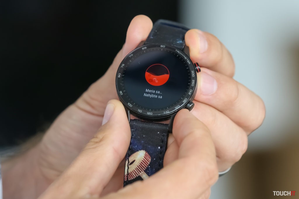 Funkcia časovač merania okysličenia krvi na Honor Magic Watch 2