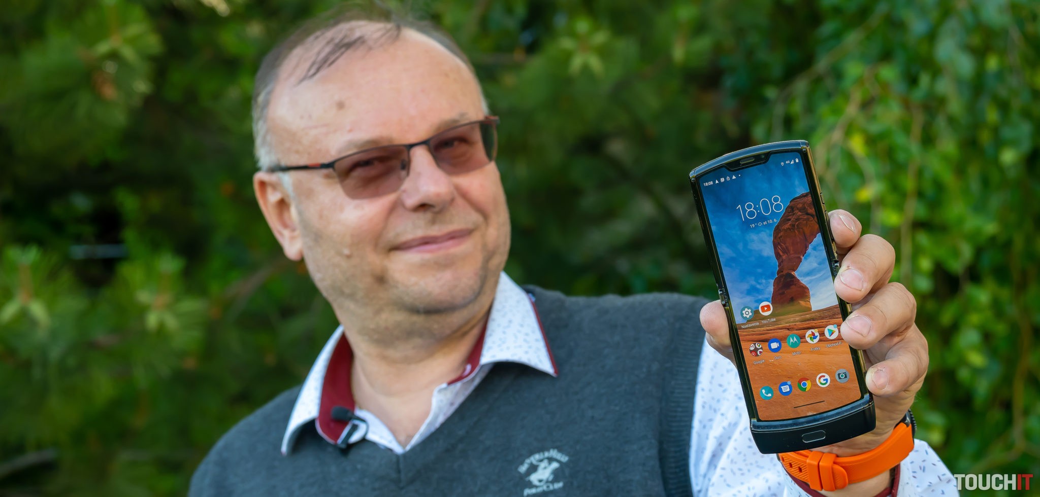 Na čo sú vlastne dobré skladacie telefóny? (VIDEO TOUCHIT)