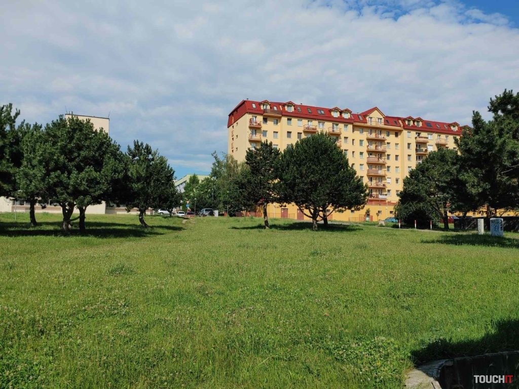 lg velvet test photo