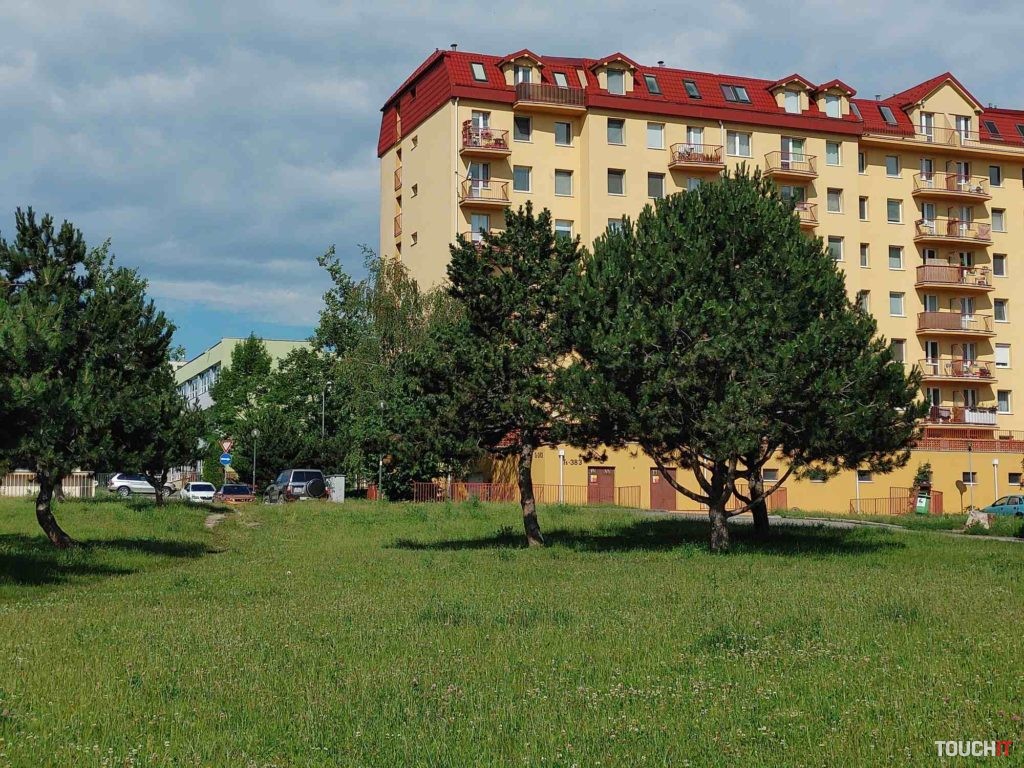 lg velvet test photo