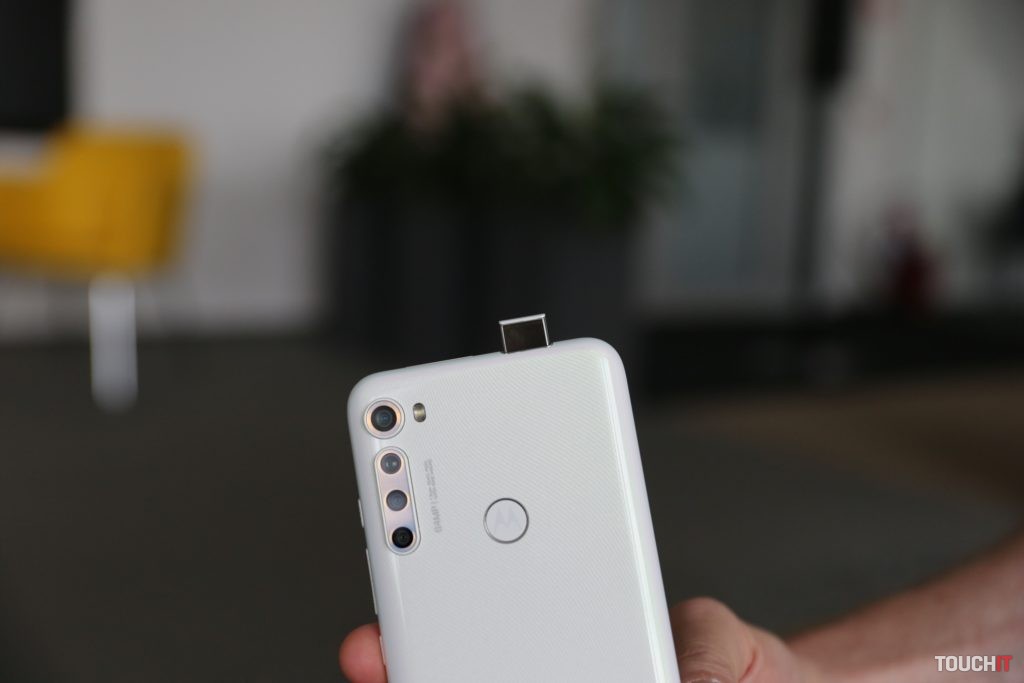 motorola one fusion+