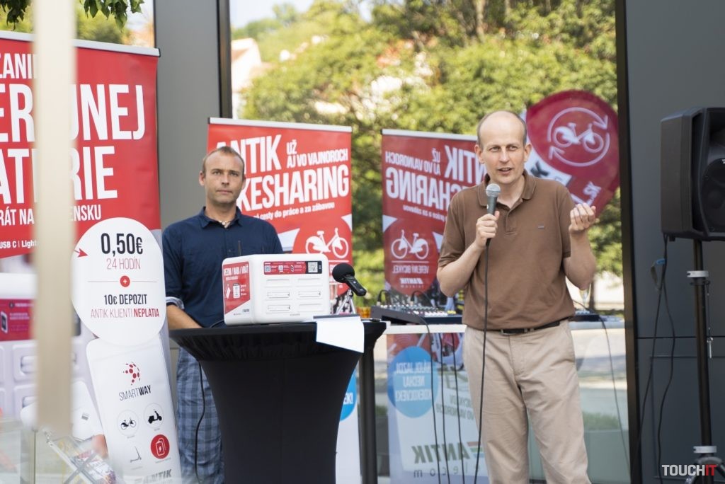 Antik zdieľanie bicyklov, skútrov a kolobežiek