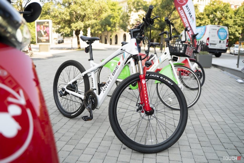 Antik zdieľanie bicyklov, skútrov a kolobežiek