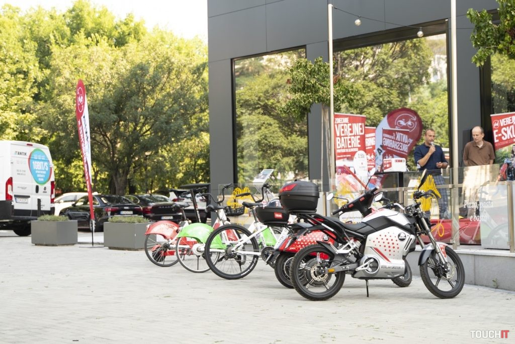 Antik zdieľanie bicyklov, skútrov a kolobežiek