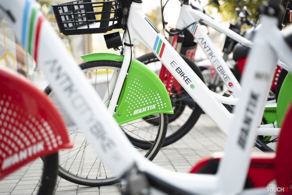 Antik zdieľanie bicyklov, skútrov a kolobežiek