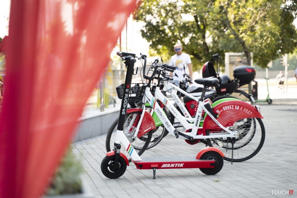 Antik zdieľanie bicyklov, skútrov a kolobežiek