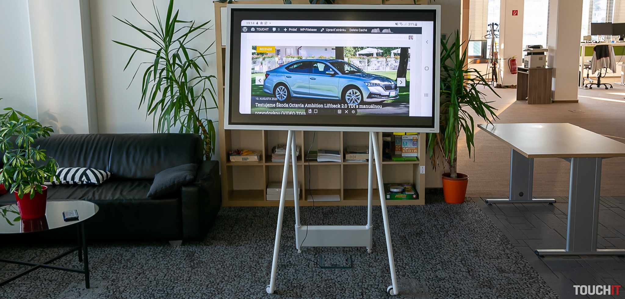 Ako na skupinové mítingy alebo prezentácie moderne?