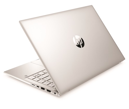 Notebook HP Pavilion 14 je navrhnutý pre prácu a zábavu. Má všetky porty potrebné pre udržanie produktivity spolu s kamerou HP Wide Vision HD pre videochaty a digitálne štúdium.