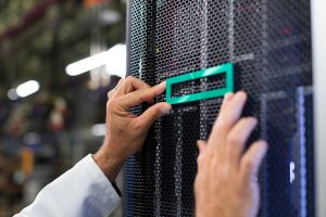 Virtualizácia pre každého: Objavte HPE VM Essentials