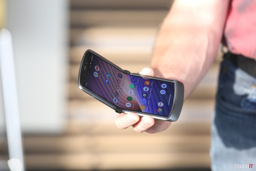 motorola razr 5G